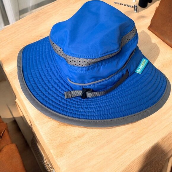 Kids Yosemite National Park Bucket Hat With Drawstring Chin Strap Blue Age 2-5 - Picture 4 of 5